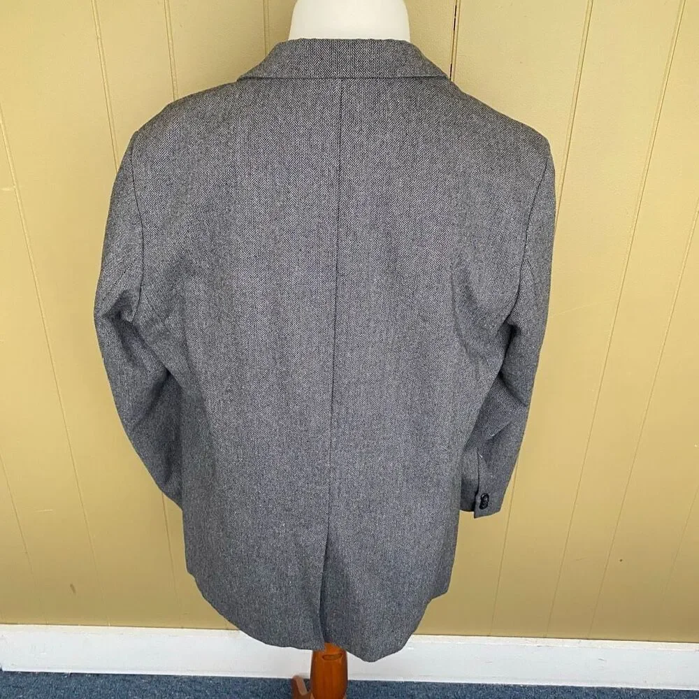 Old Navy men X-Large wool blend 2 button blazer inner and outer chest pocket